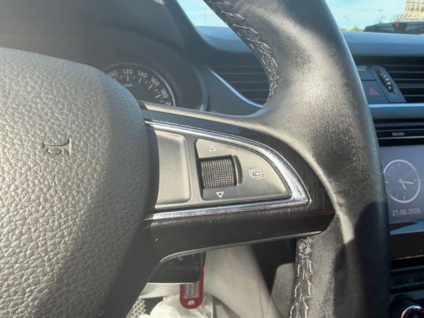 Skoda Octavia III (A7) с пробегом 2013 года, цена 795 000 рублей, 314000 км, лифтбек, Автокод Объявления