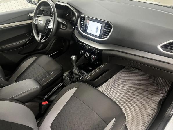 Lada (ВАЗ) Vesta I Рестайлинг (NG) с пробегом 2024 года, цена 1 289 000 рублей, 32673 км, седан, Автокод Объявления