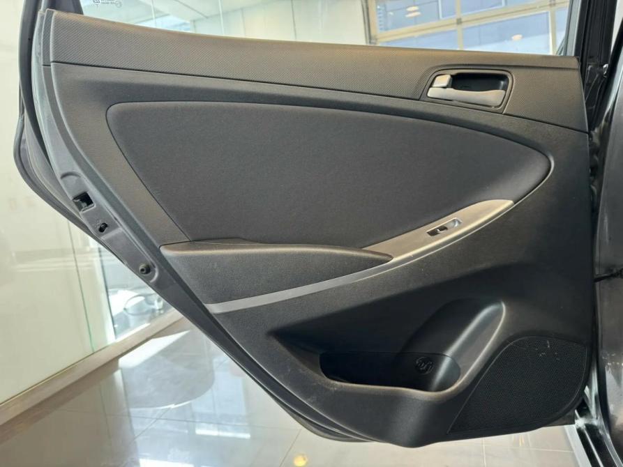 Hyundai Solaris I Рестайлинг Подольск  - изображение 15