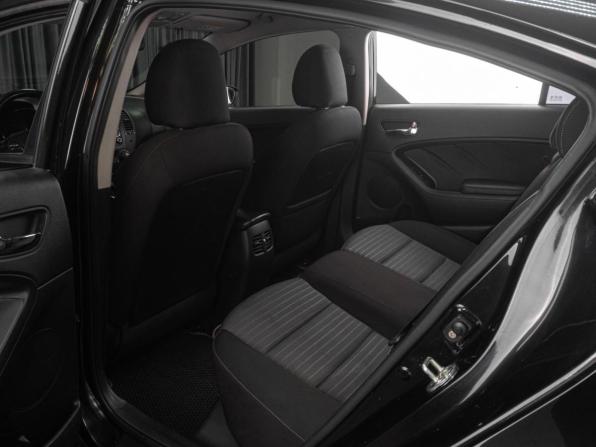 Kia Cerato III с пробегом 2015 года, цена 1 299 000 рублей, 212238 км, седан, Автокод Объявления