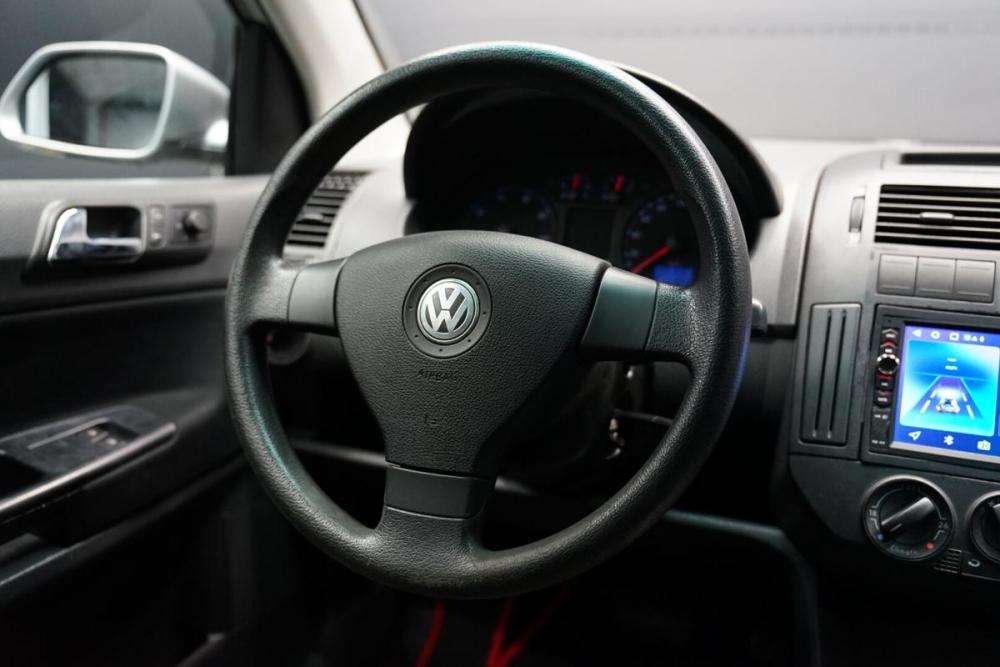 Volkswagen Polo IV Рестайлинг Крым  - изображение 12