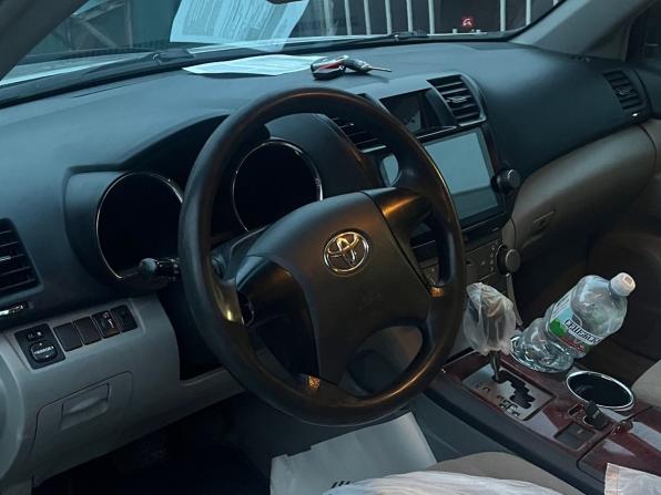 Toyota Highlander II (XU40) с пробегом 2010 года, цена 1 219 000 рублей, 257248 км, внедорожник, Автокод Объявления