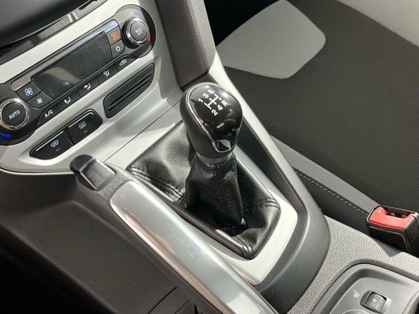 Ford Focus III с пробегом 2013 года, цена 845 000 рублей, 137462 км, седан, Автокод Объявления