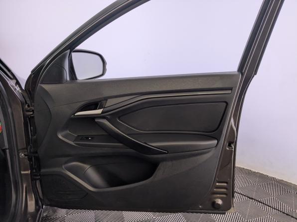 Lada (ВАЗ) Vesta I с пробегом 2019 года, цена 900 000 рублей, 90804 км, седан, Автокод Объявления