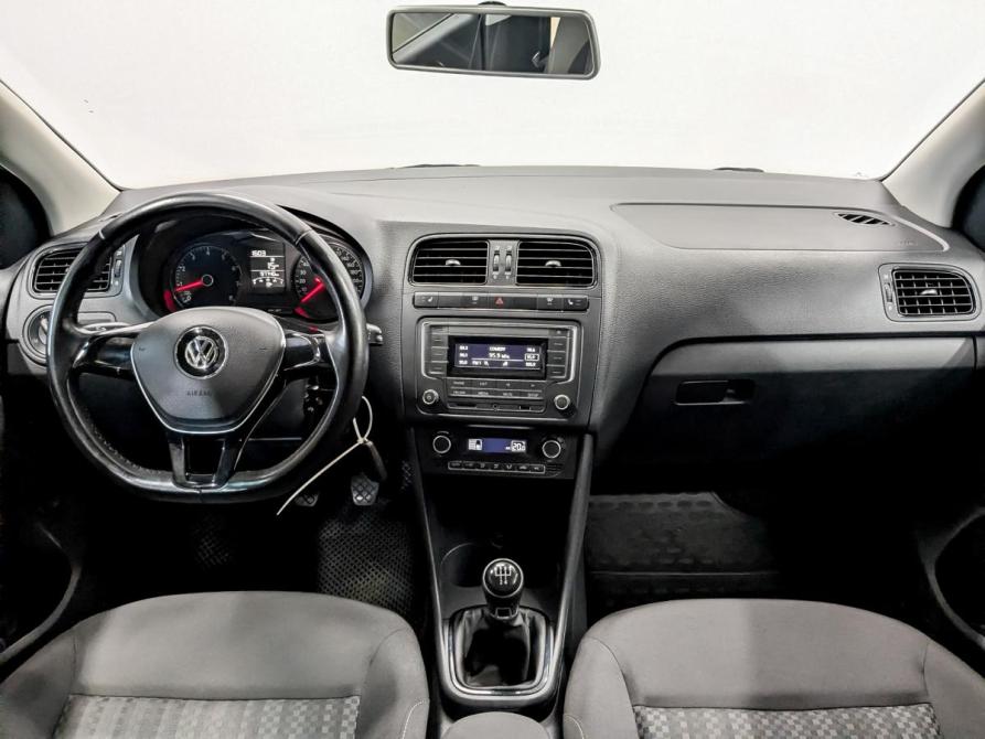Volkswagen Polo V Рестайлинг Санкт-Петербург  - изображение 14