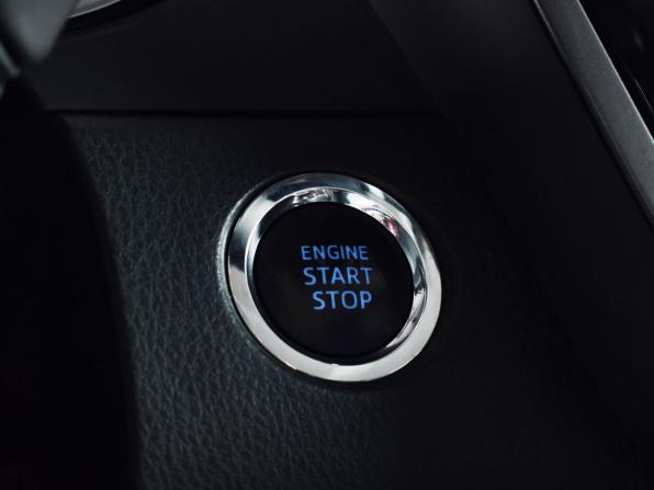 Toyota Camry VIII (XV70) Рестайлинг с пробегом 2021 года, цена 2 994 995 рублей, 172549 км, седан, Автокод Объявления