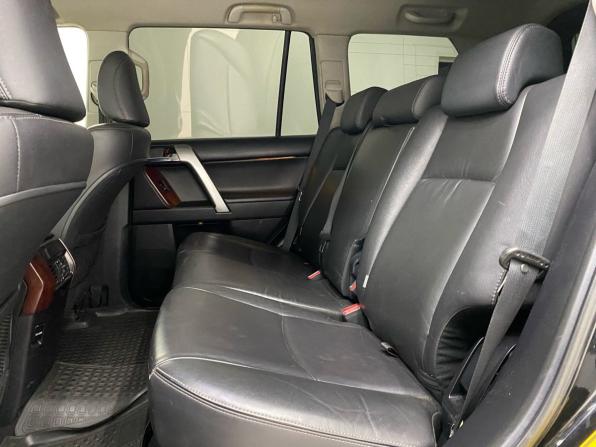 Toyota Land Cruiser Prado 150 Series Рестайлинг 1 с пробегом 2016 года, цена 3 950 000 рублей, 183199 км, внедорожник, Автокод Объявления