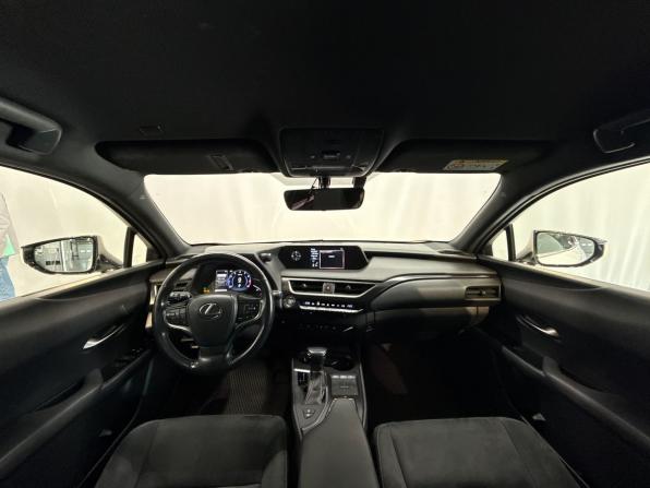 Lexus UX I с пробегом 2021 года, цена 3 050 000 рублей, 78484 км, внедорожник, Автокод Объявления