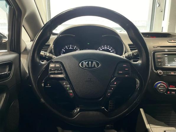 Kia Cerato III Рестайлинг (Classic) с пробегом 2017 года, цена 1 431 000 рублей, 86196 км, седан, Автокод Объявления