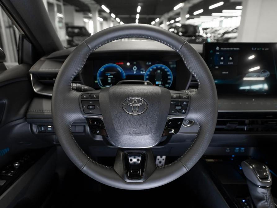Toyota Camry IX (XV80) China Market Москва  - изображение 11