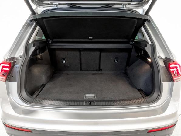 Volkswagen Tiguan II с пробегом 2020 года, цена 3 250 000 рублей, 76255 км, внедорожник, Автокод Объявления