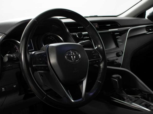 Toyota Camry VIII (XV70) с пробегом 2019 года, цена 2 657 000 рублей, 87402 км, седан, Автокод Объявления