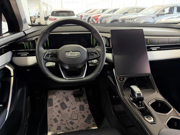 Geely Atlas II с пробегом 2024 года, цена 2 850 000 рублей, 29735 км, внедорожник, Автокод Объявления