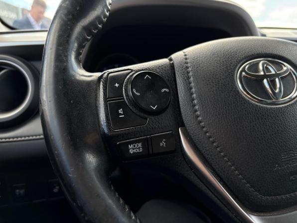 Toyota RAV4 IV (XA40) Рестайлинг с пробегом 2017 года, цена 2 120 000 рублей, 134273 км, внедорожник, Автокод Объявления