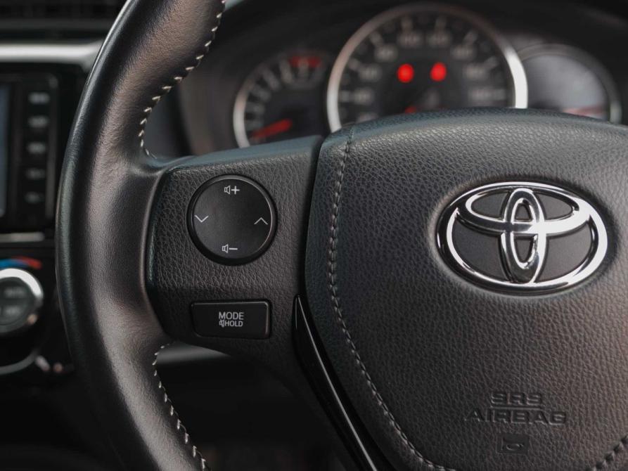 Toyota Corolla XI (E160 E170 E180) Рестайлинг 1 Новосибирск  - изображение 12