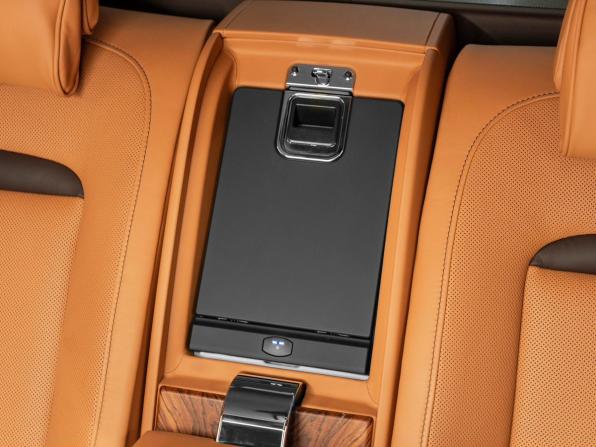 Rolls-Royce Cullinan I (Series I) с пробегом 2019 года, цена 29 167 000 рублей, 30882 км, внедорожник, Автокод Объявления