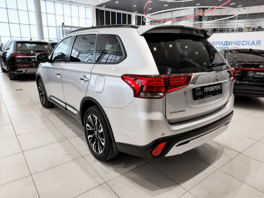 Mitsubishi Outlander III Рестайлинг 3 Казань  - изображение 8