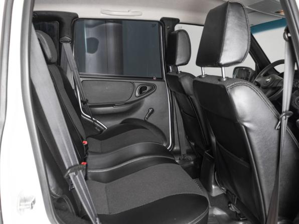 Chevrolet Niva I Рестайлинг с пробегом 2014 года, цена 631 400 рублей, 75000 км, внедорожник, Автокод Объявления