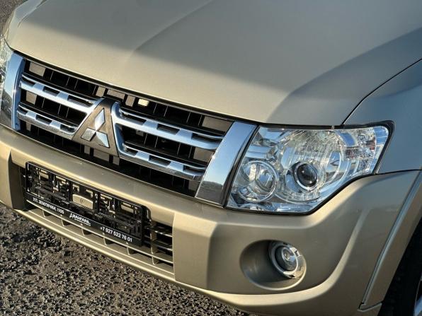 Mitsubishi Pajero IV Рестайлинг 1 с пробегом 2012 года, цена 1 800 000 рублей, 232887 км, внедорожник, Автокод Объявления
