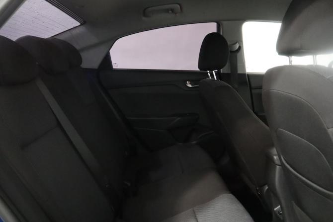 Hyundai Solaris II Рестайлинг с пробегом 2021 года, цена 1 569 000 рублей, 89000 км, седан, Автокод Объявления