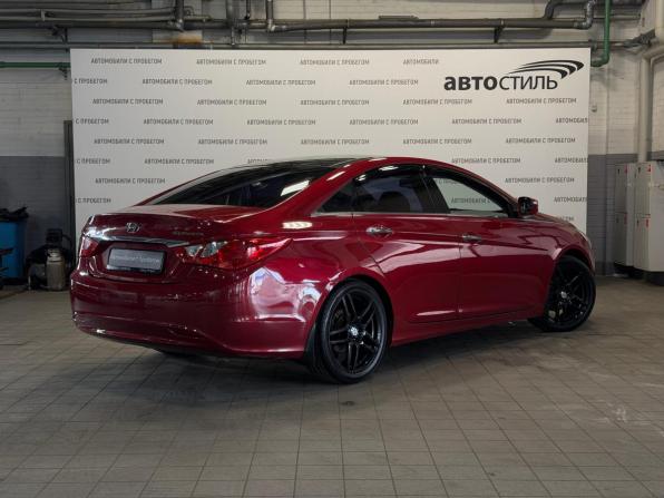 Hyundai Sonata VI (YF) с пробегом 2011 года, цена 949 000 рублей, 213136 км, седан, Автокод Объявления