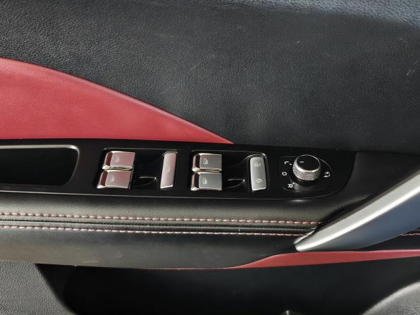Geely Coolray I с пробегом 2022 года, цена 1 599 000 рублей, 64859 км, внедорожник, Автокод Объявления