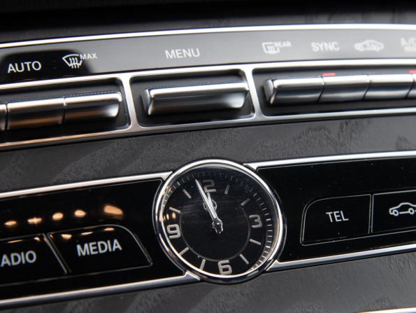 Mercedes-Benz E-Класс V (W213 S213 C238) с пробегом 2020 года, цена 3 048 000 рублей, 141819 км, седан, Автокод Объявления