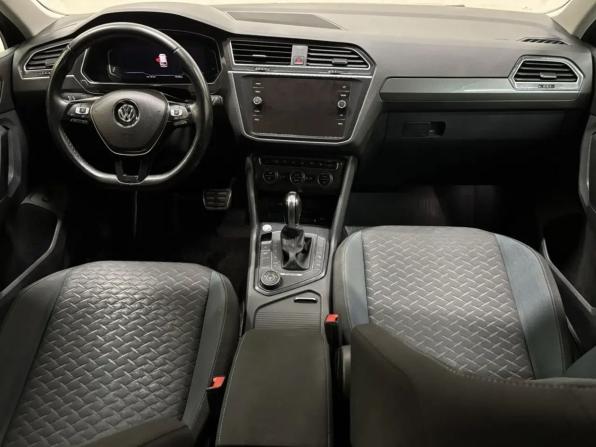 Volkswagen Tiguan II с пробегом 2019 года, цена 2 599 000 рублей, 131400 км, внедорожник, Автокод Объявления