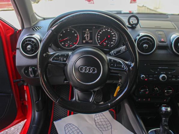 Audi A1 I (8X) с пробегом 2011 года, цена 830 000 рублей, 158573 км, хэтчбек, Автокод Объявления