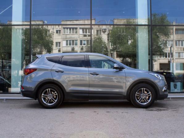 Hyundai Santa Fe III Рестайлинг с пробегом 2017 года, цена 2 220 000 рублей, 240791 км, внедорожник, Автокод Объявления