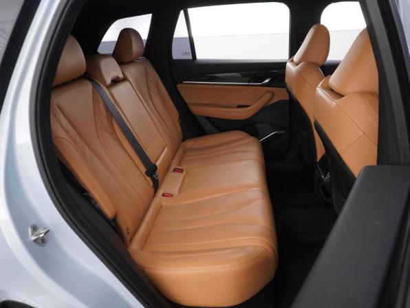 Geely Monjaro I с пробегом 2022 года, цена 3 849 077 рублей, 64571 км, внедорожник, Автокод Объявления