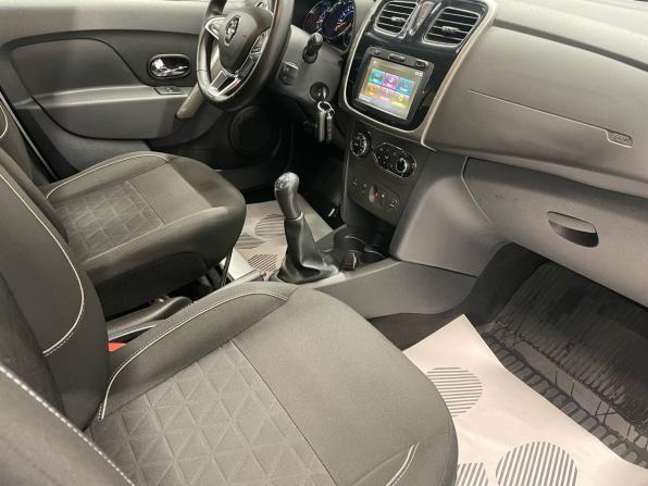 Renault Logan II Рестайлинг с пробегом 2020 года, цена 1 249 000 рублей, 93404 км, седан, Автокод Объявления