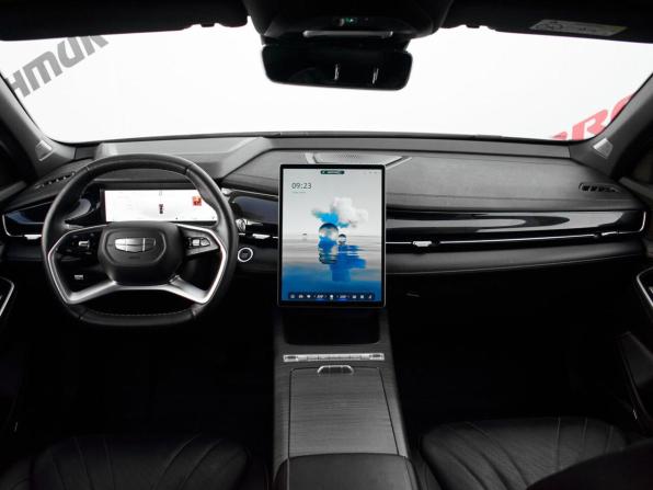 Geely Preface I с пробегом 2024 года, цена 2 495 000 рублей, 33976 км, седан, Автокод Объявления