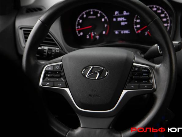 Hyundai Solaris II Рестайлинг с пробегом 2020 года, цена 1 478 000 рублей, 101040 км, седан, Автокод Объявления