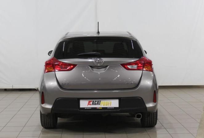 Toyota Auris II с пробегом 2013 года, цена 1 420 000 рублей, 112127 км, хэтчбек, Автокод Объявления