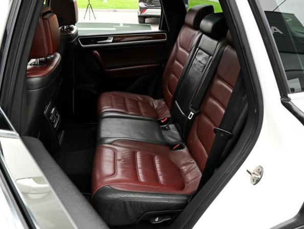 Volkswagen Touareg II с пробегом 2011 года, цена 2 199 000 рублей, 395052 км, внедорожник, Автокод Объявления