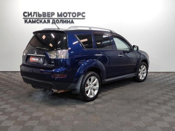 Mitsubishi Outlander II Рестайлинг с пробегом 2010 года, цена 1 110 000 рублей, 247653 км, внедорожник, Автокод Объявления