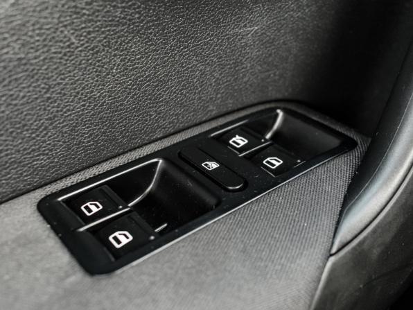 Volkswagen Polo V с пробегом 2014 года, цена 1 270 000 рублей, 23593 км, седан, Автокод Объявления