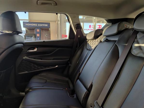Hyundai Santa Fe IV Рестайлинг с пробегом 2022 года, цена 3 469 000 рублей, 125380 км, внедорожник, Автокод Объявления