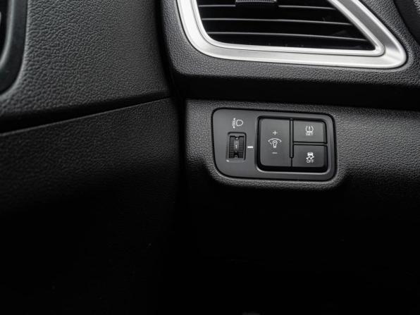 Hyundai Solaris II Рестайлинг с пробегом 2021 года, цена 1 700 000 рублей, 44857 км, седан, Автокод Объявления