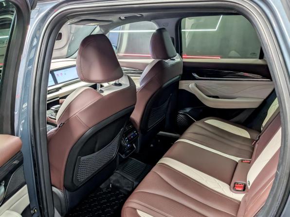 Geely Monjaro I с пробегом 2023 года, цена 2 840 000 рублей, 87630 км, внедорожник, Автокод Объявления