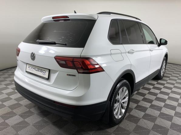 Volkswagen Tiguan II с пробегом 2019 года, цена 1 976 000 рублей, 176959 км, внедорожник, Автокод Объявления