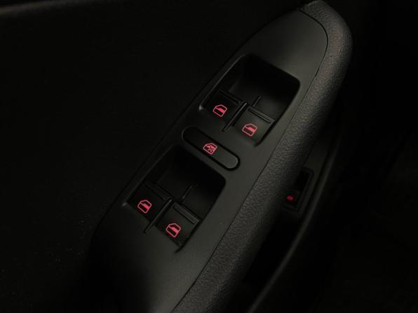 Volkswagen Jetta VI с пробегом 2011 года, цена 867 000 рублей, 212870 км, седан, Автокод Объявления