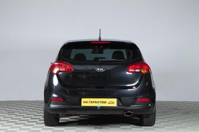 Kia Ceed II с пробегом 2015 года, цена 1 299 000 рублей, 127000 км, хэтчбек, Автокод Объявления