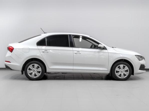 Skoda Rapid II с пробегом 2021 года, цена 1 570 000 рублей, 94262 км, лифтбек, Автокод Объявления