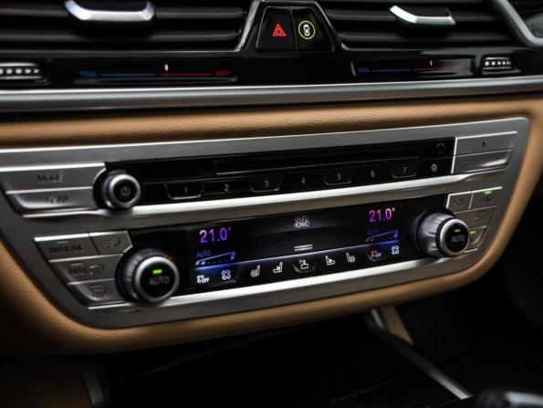 BMW 7 серии VI (G11/G12) Рестайлинг с пробегом 2020 года, цена 8 034 000 рублей, 78743 км, седан, Автокод Объявления