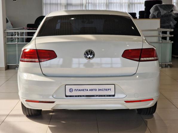 Volkswagen Passat B8 с пробегом 2015 года, цена 1 450 000 рублей, 196706 км, седан, Автокод Объявления