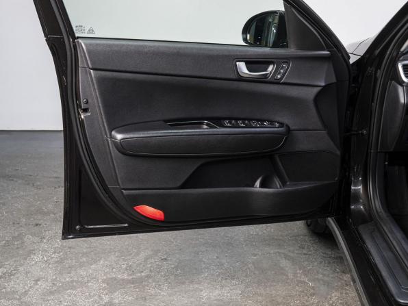 Kia Optima IV Рестайлинг с пробегом 2018 года, цена 2 100 000 рублей, 112358 км, седан, Автокод Объявления