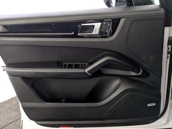Porsche Cayenne III с пробегом 2021 года, цена 7 950 000 рублей, 58870 км, внедорожник, Автокод Объявления
