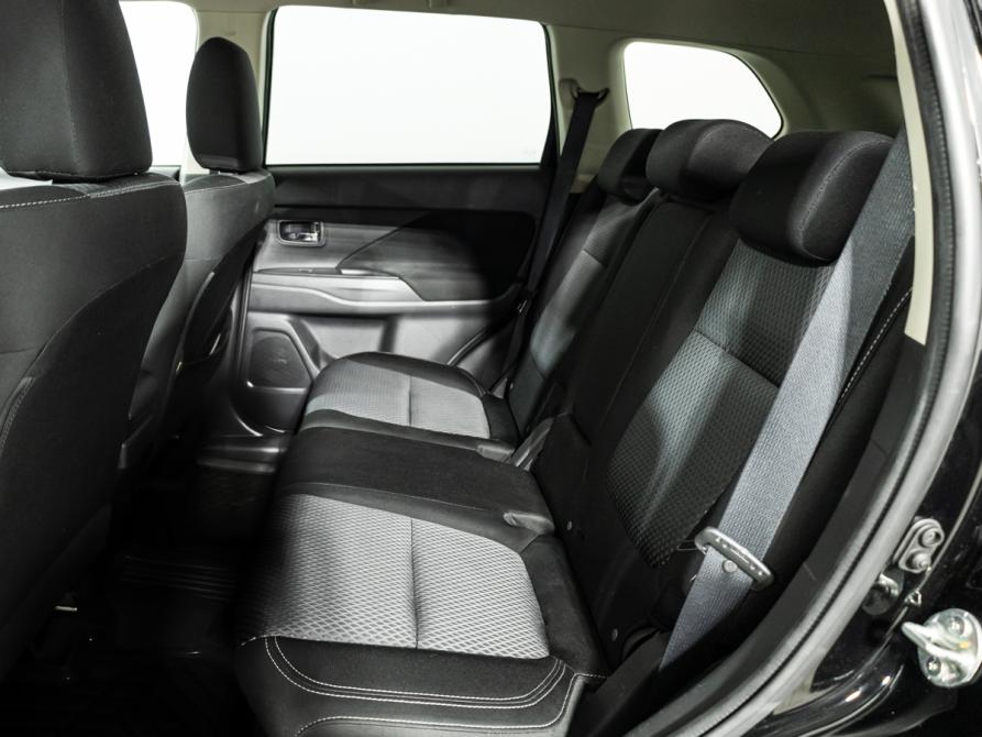 Mitsubishi Outlander III Рестайлинг 3 Санкт-Петербург  - изображение 10
